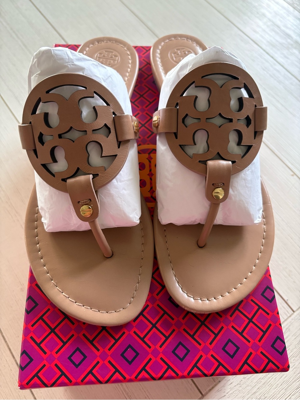 Tory Burch Blush Tan Miller Logo Thong Sandals - Picture 6 of 7